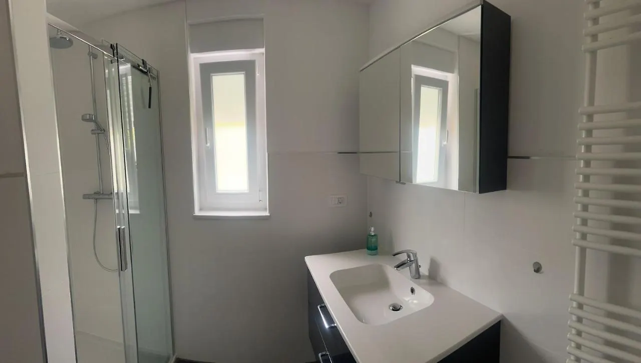 Apartmani Lana Rab Town
